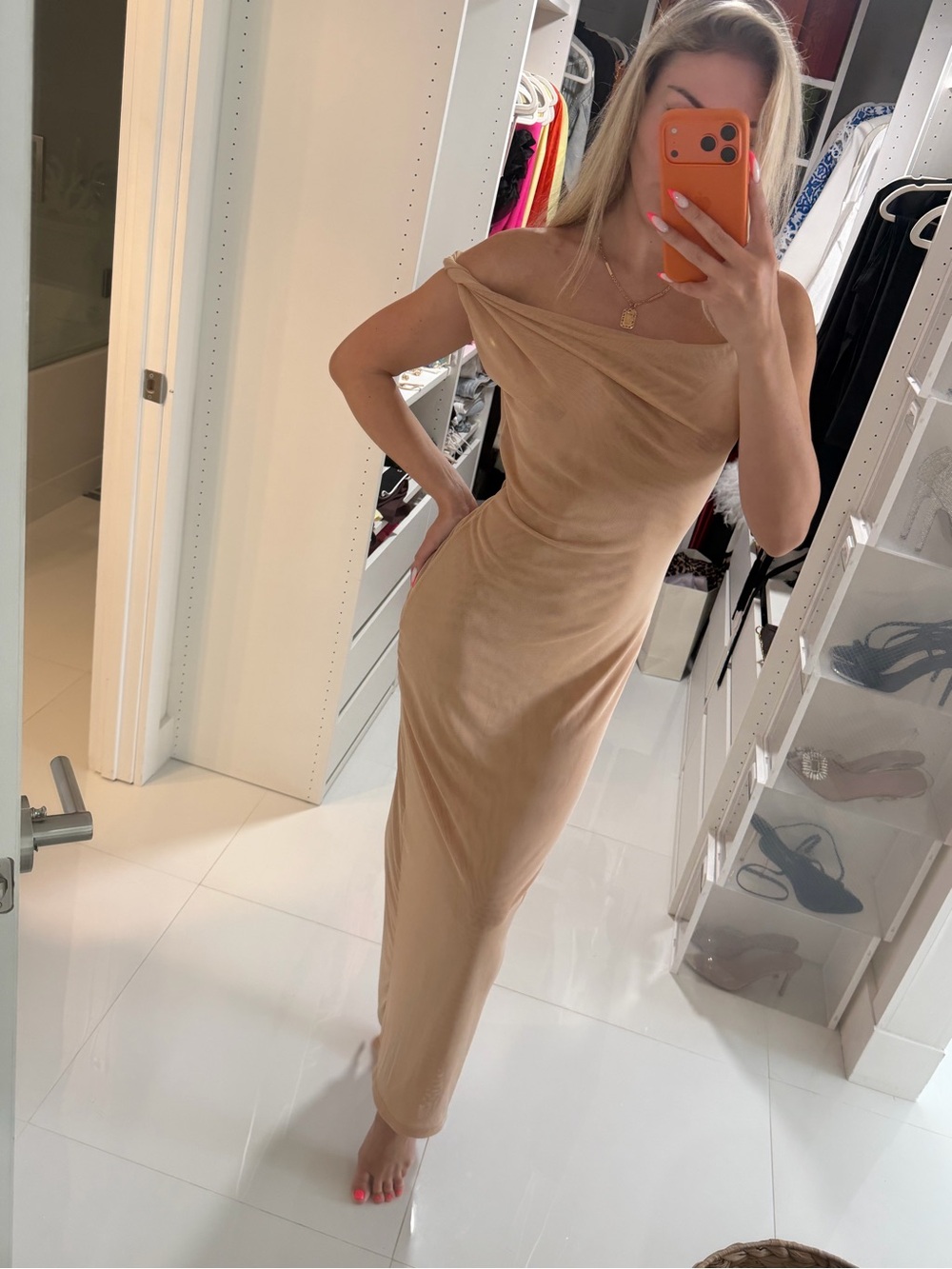 Women's Nude One-Shoulder Satin Maxi Dress